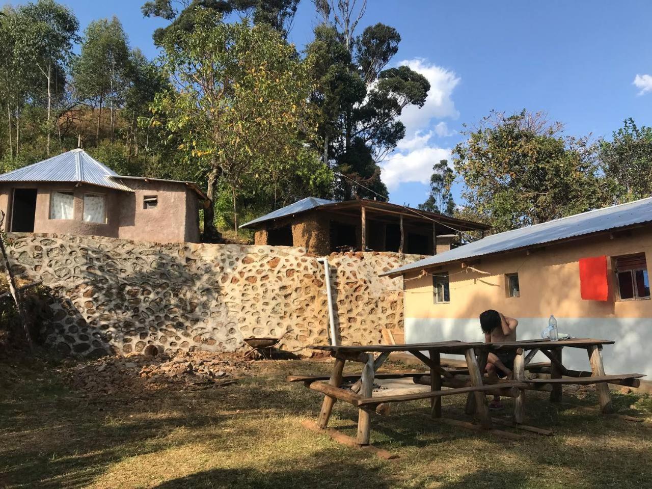 شقة Sipi Backpackers Kapchorwa المظهر الخارجي الصورة